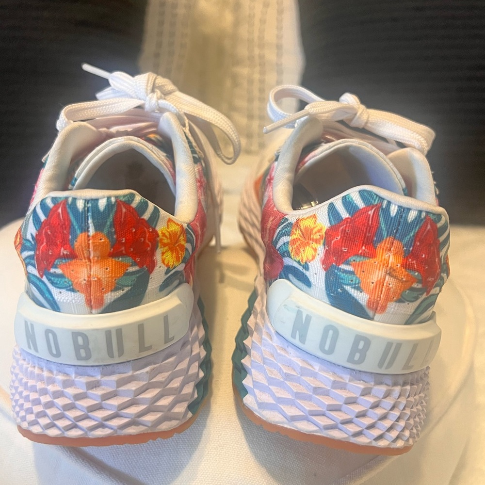 NOBULL Tropical Floral Sneakers - Picture 2 of 10